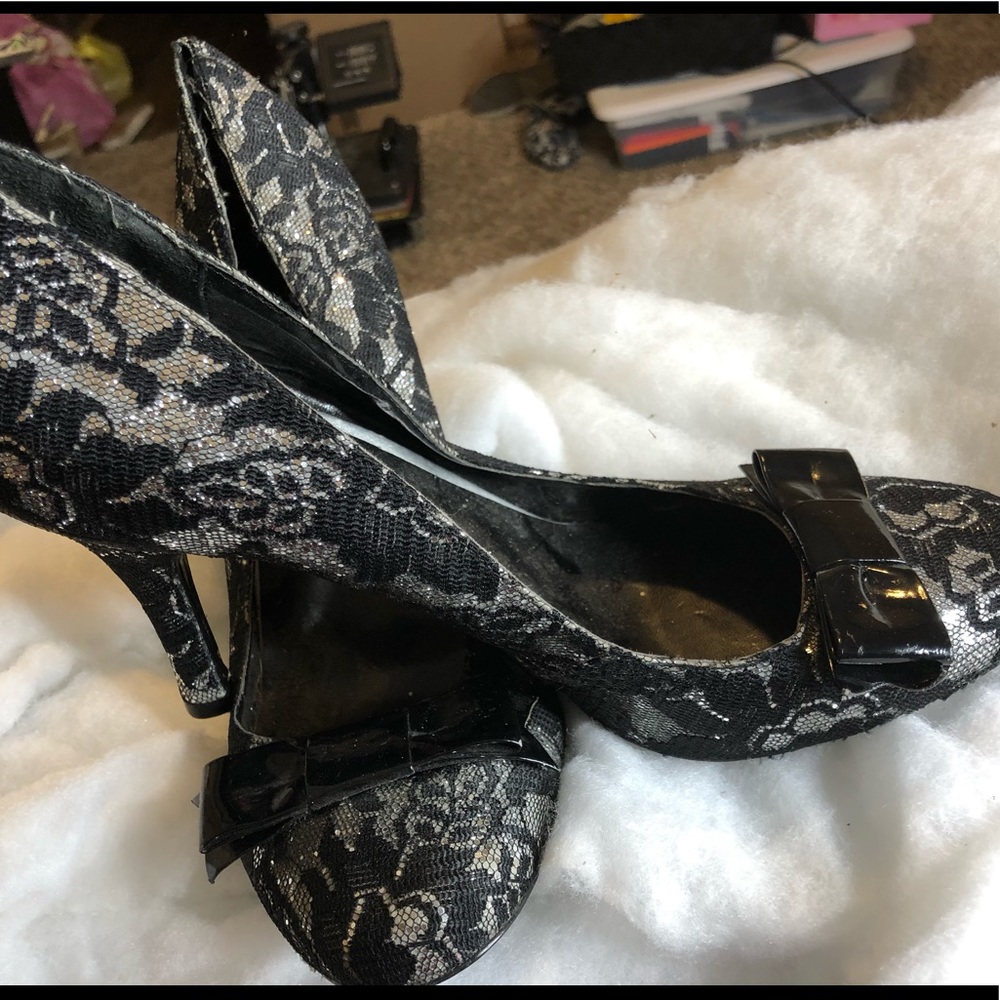 Heels - Picture 2 of 2